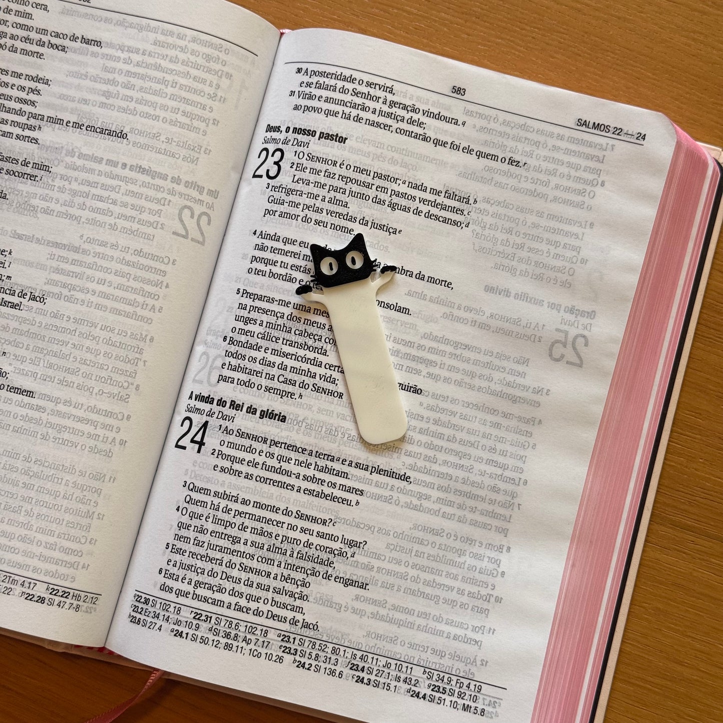 Black Cat Bookmark Book Holder For Books Papers Creative Gift